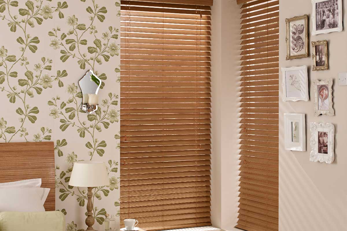 Faux Wood Expressions Blinds 7 Oak Wood Expression Bedroom Venetian Blinds